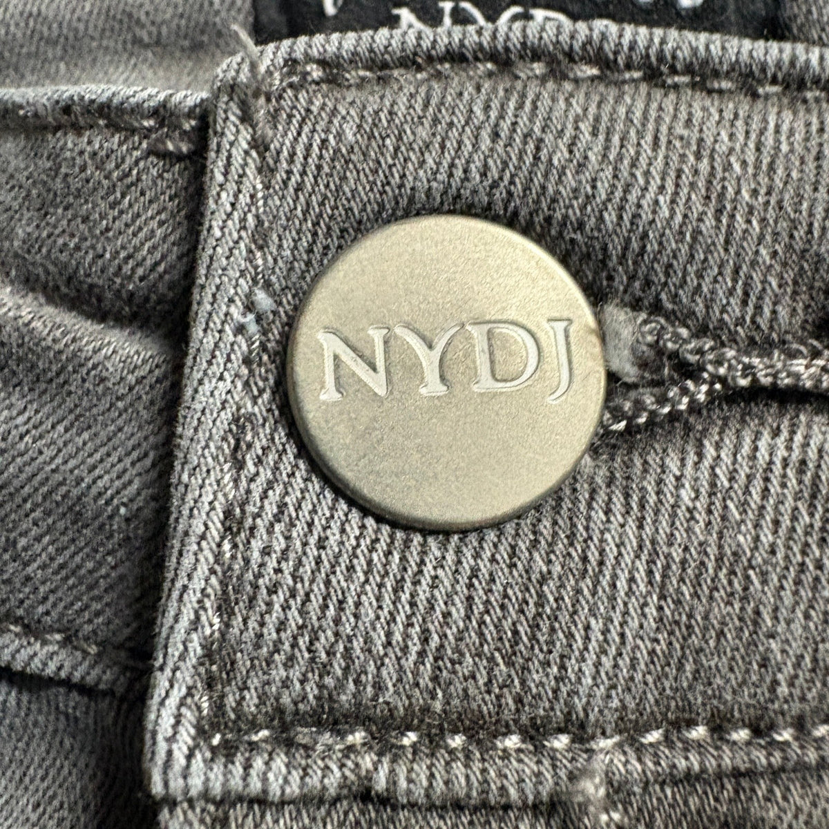 NYDJ Curves 360 Womens Crop Jeans Size 12 Gray Denim Stretch Capri Pants