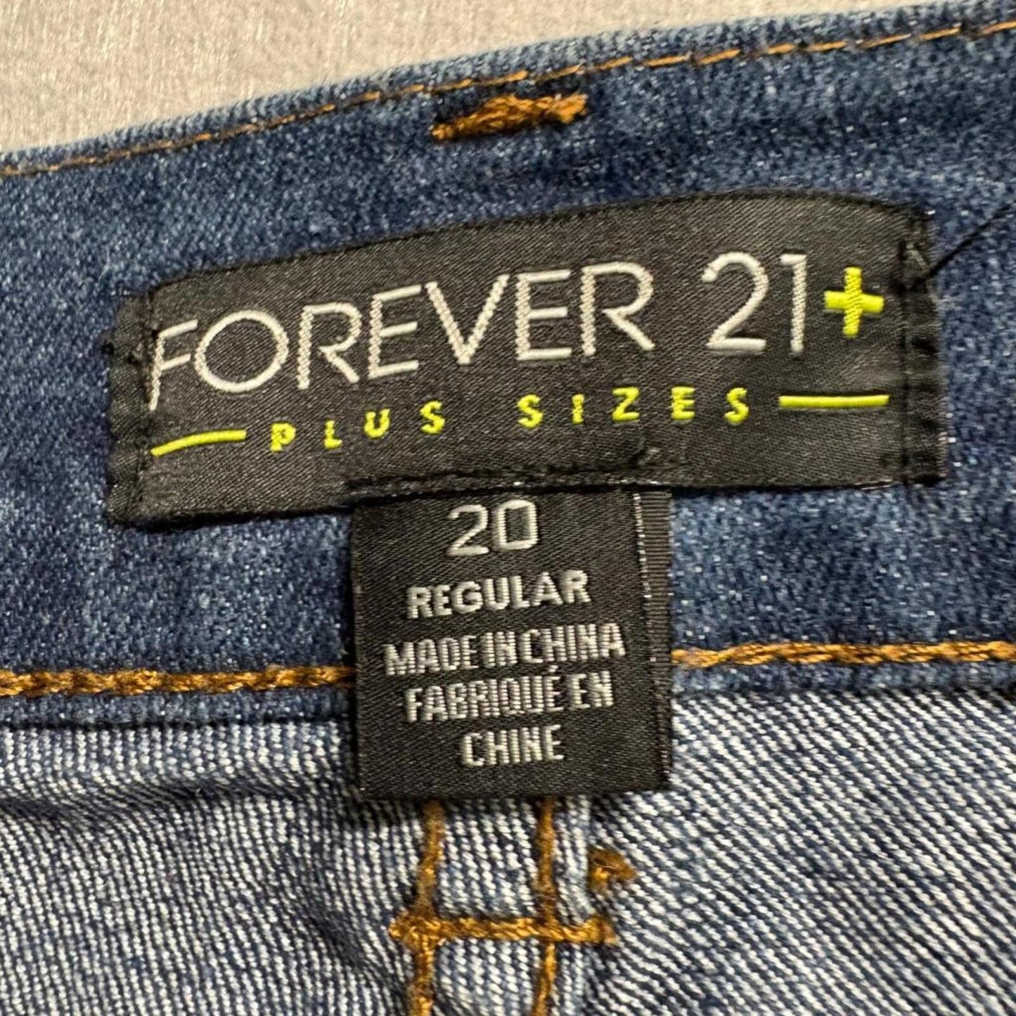 Forever 21 Plus Size 20 Regular Skinny Jeans Blue Denim Stretch Womens