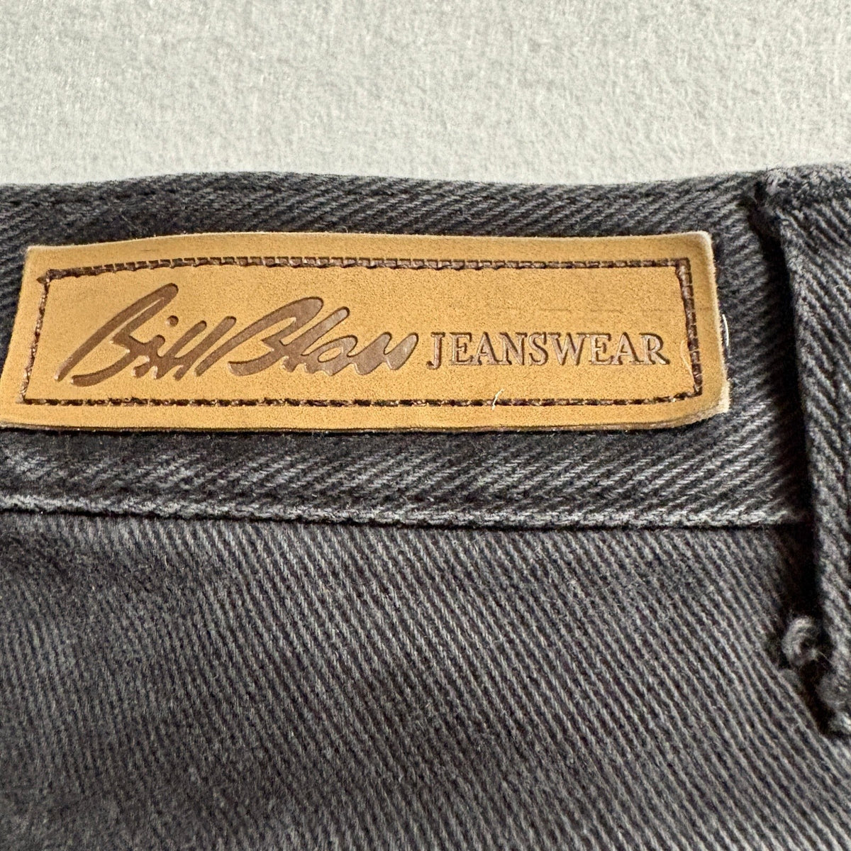 Bill Blass Jeans Womens 10P Black Denim Easy Fit High Rise Tapered Leg Vintage