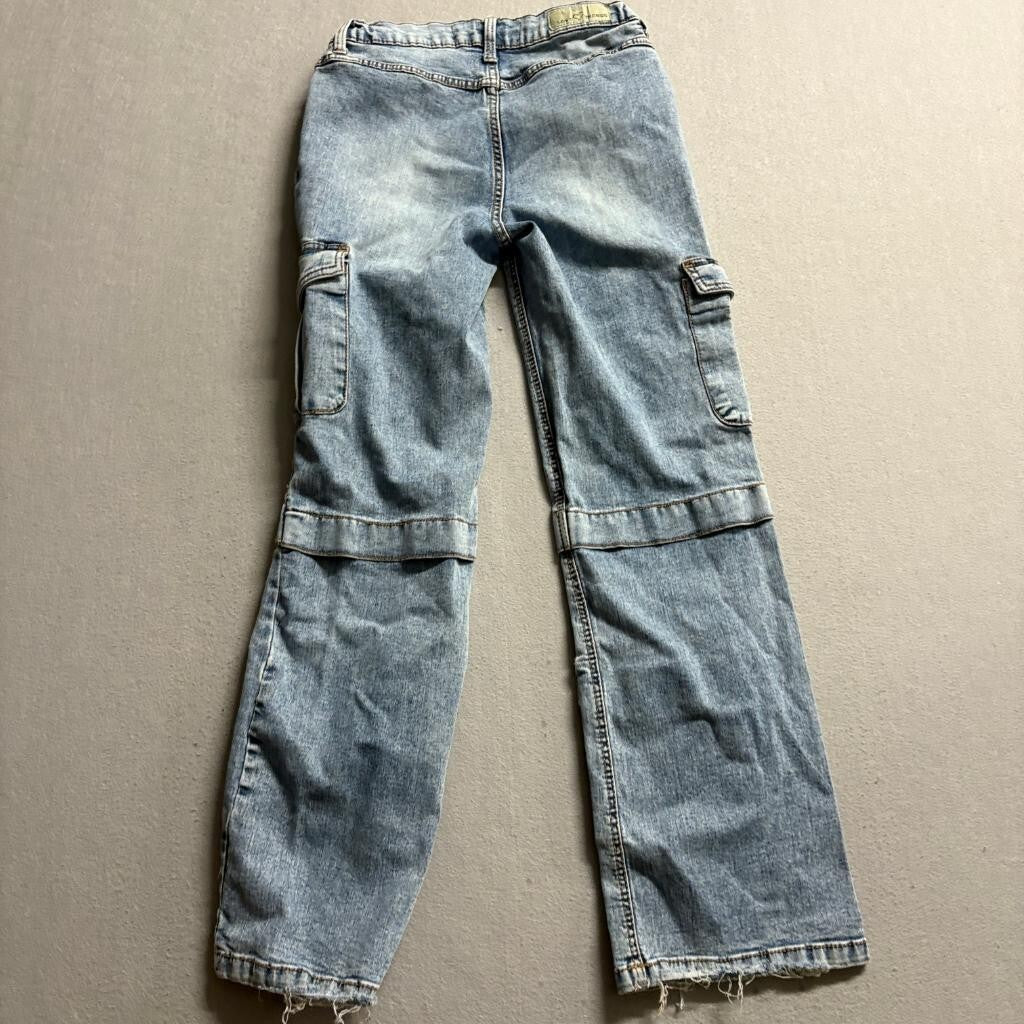 Love Trends Cargo Jeans Womens Size 3 Blue Denim Wide Leg Multi Pocket Stretch