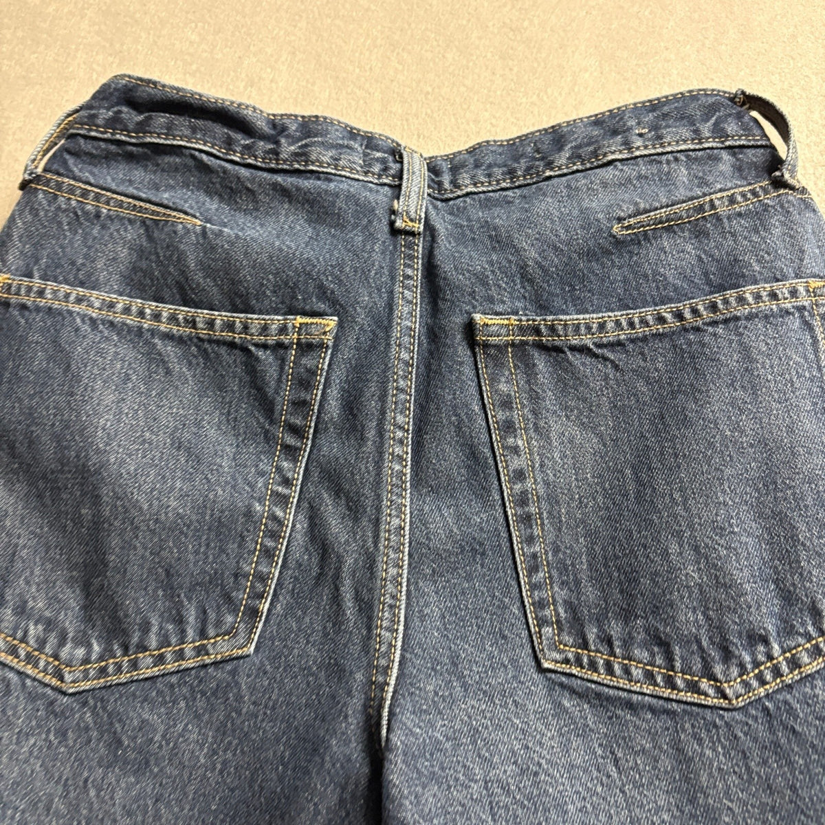 Universal Thread High Rise Curved Leg Ankle Jeans Womens Size 6/R Blue Denim