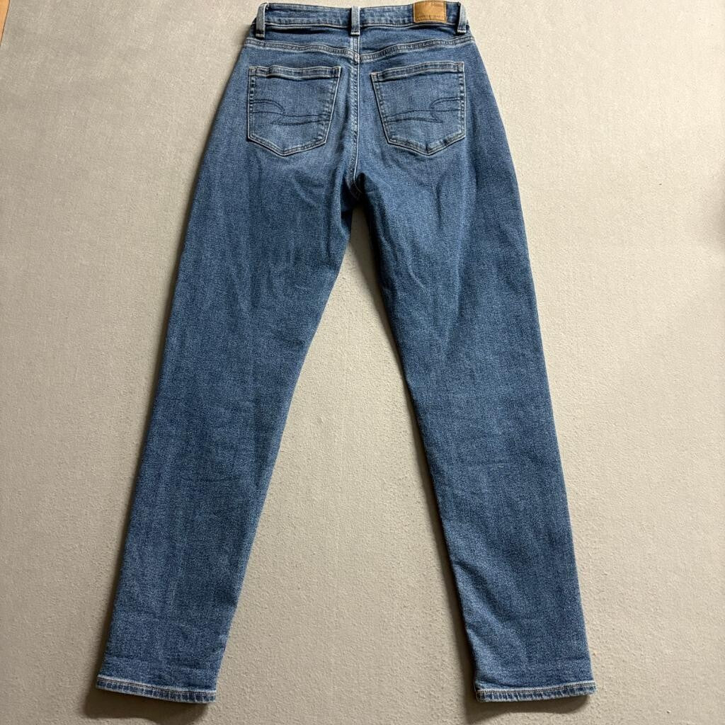 American Eagle Mom Jeans Womens Size 4 Long Blue Denim Stretch High Rise