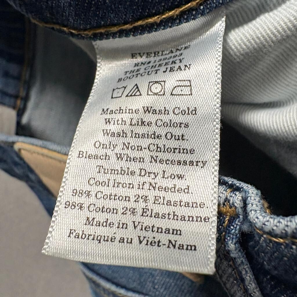 Everlane The Cheeky Bootcut Jeans Womens 28 Blue Denim High Rise Raw Hem Stretch