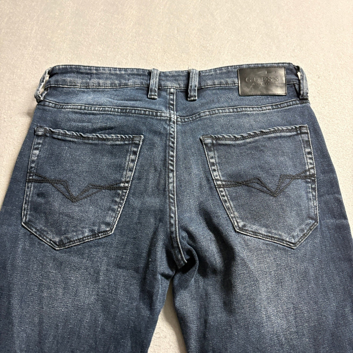 GUESS Los Angeles Slim Tapered Jeans Mens Size 32x30 Dark Wash Denim Stretch - Photo 16