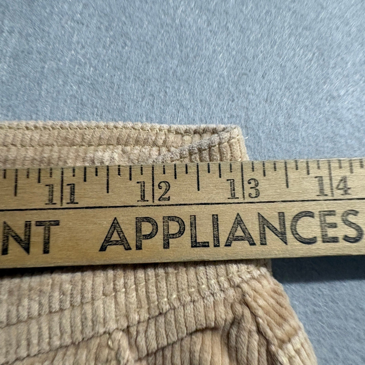 American Eagle Corduroy Cargo Pants Womens Size 0 Beige Tan Wide Leg Stretch