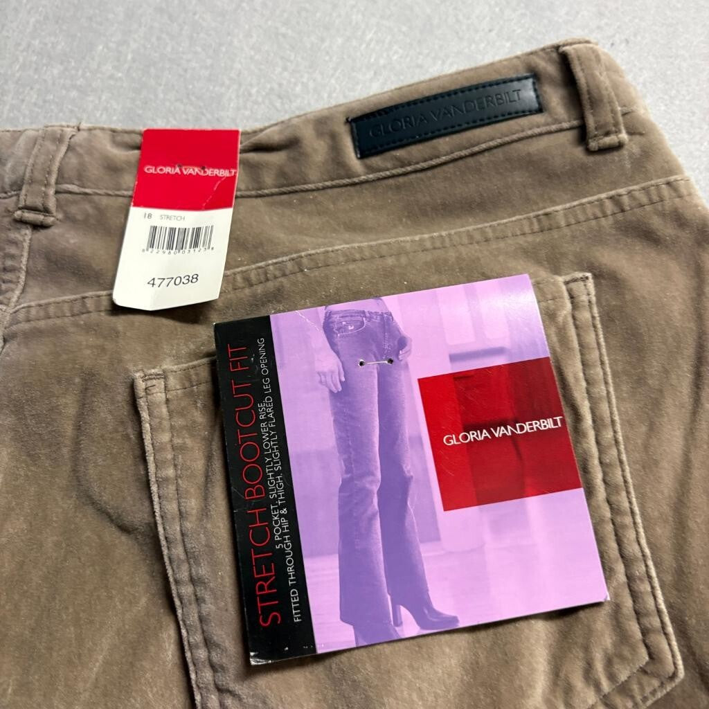 Gloria Vanderbilt Velveteen Stretch Bootcut Pants Womens 18 Sable Brown NWT