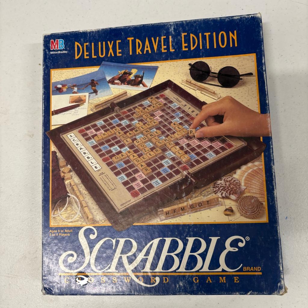 Vintage Scrabble Deluxe Travel Edition Milton Bradley 1990 Folding Case Wooden