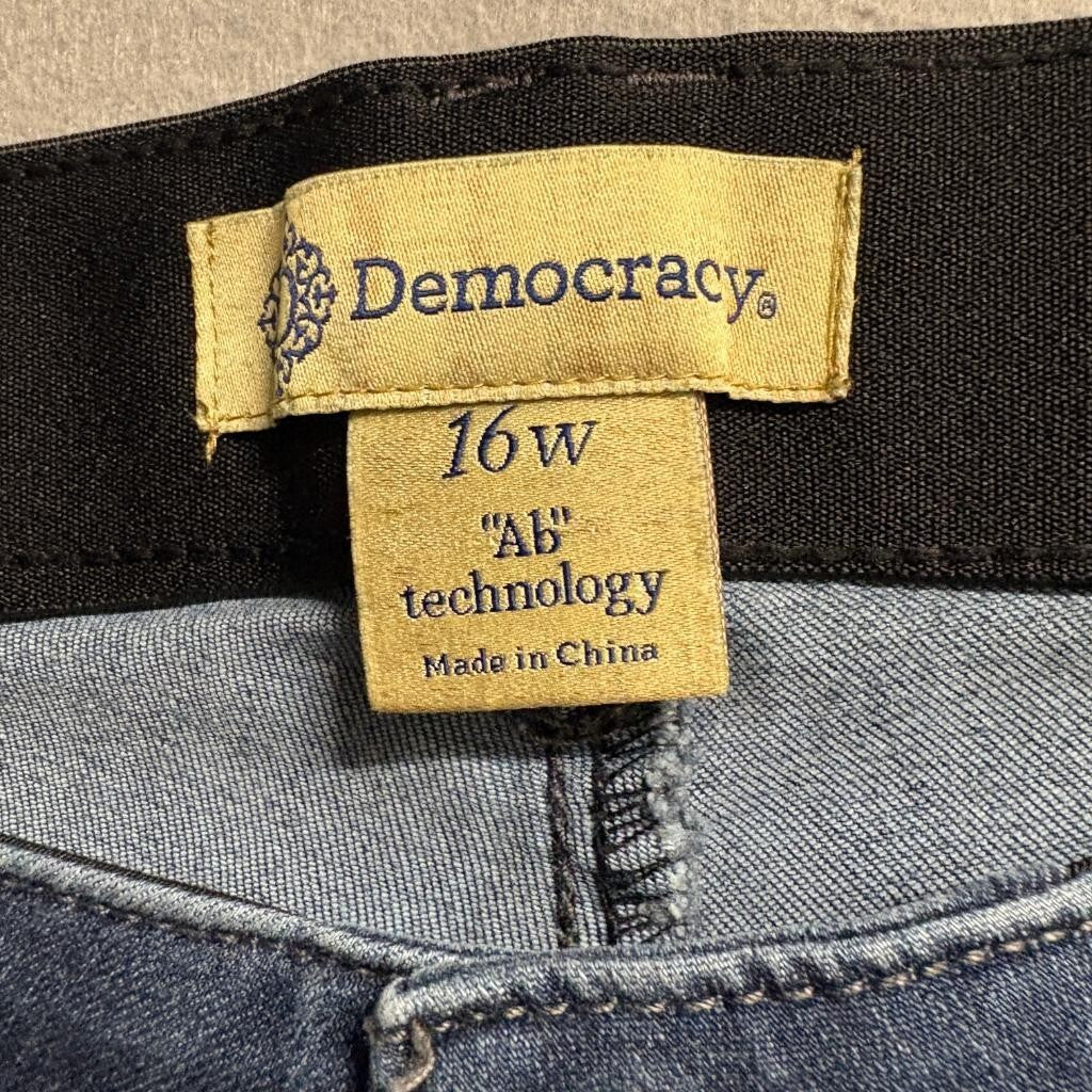 Democracy Ab Technology Crop Jeans Womens 16W Blue Denim Stretch Rolled Cuff