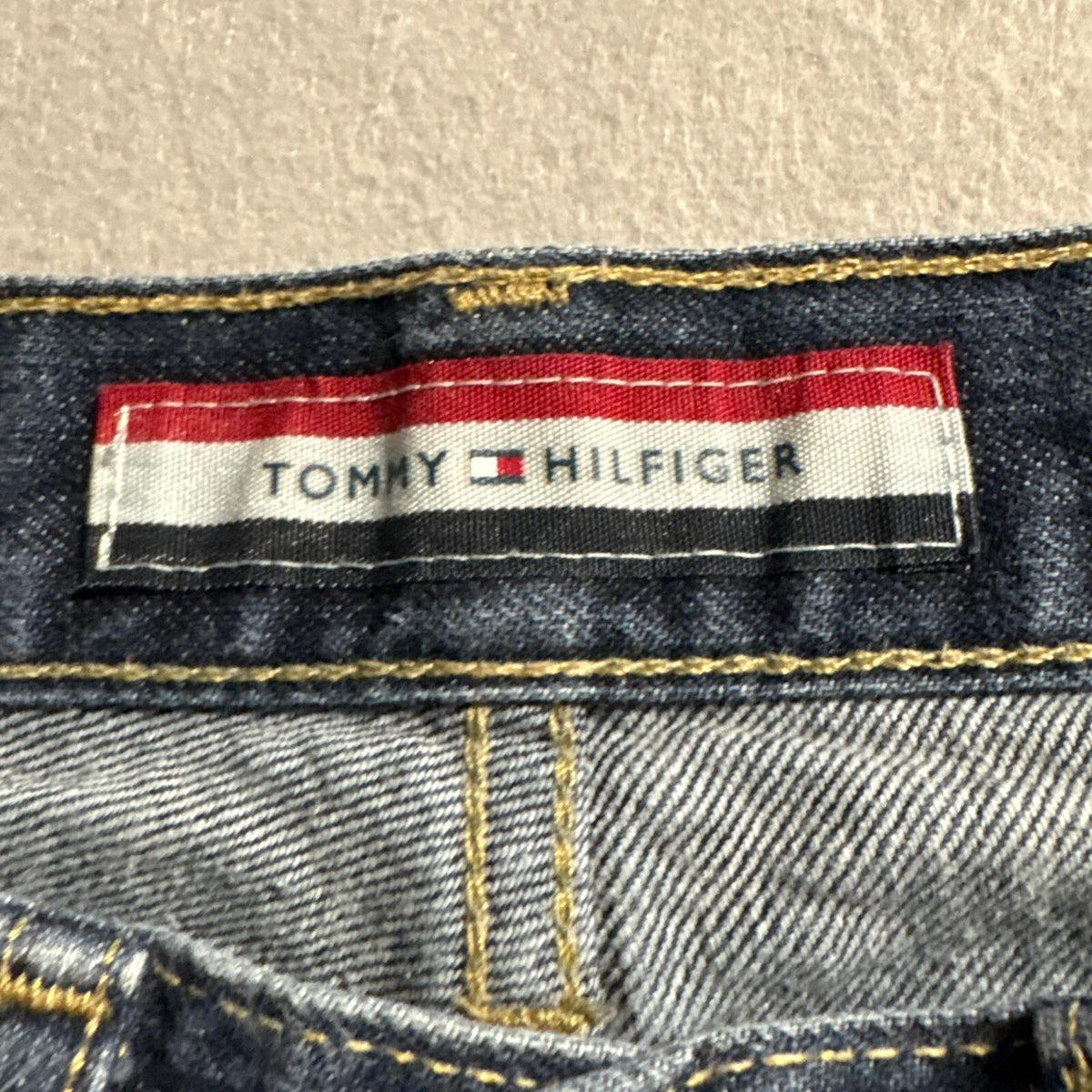 Tommy Hilfiger Mens Jeans Size 30x30 Blue Medium Wash Straight Leg Denim Pants