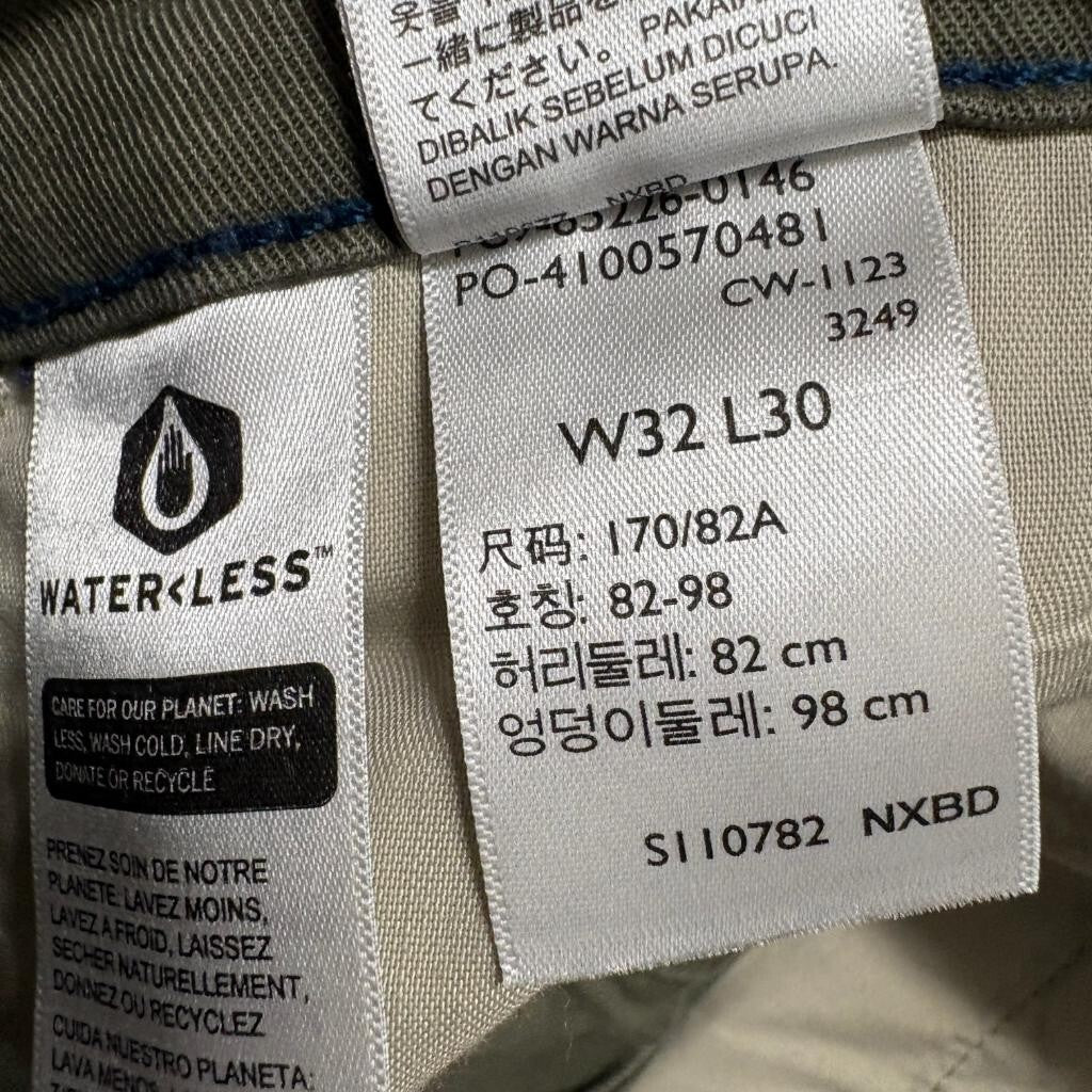 Levis XX Chino Standard Taper Pants Mens 32x30 Olive Green Stretch Twill