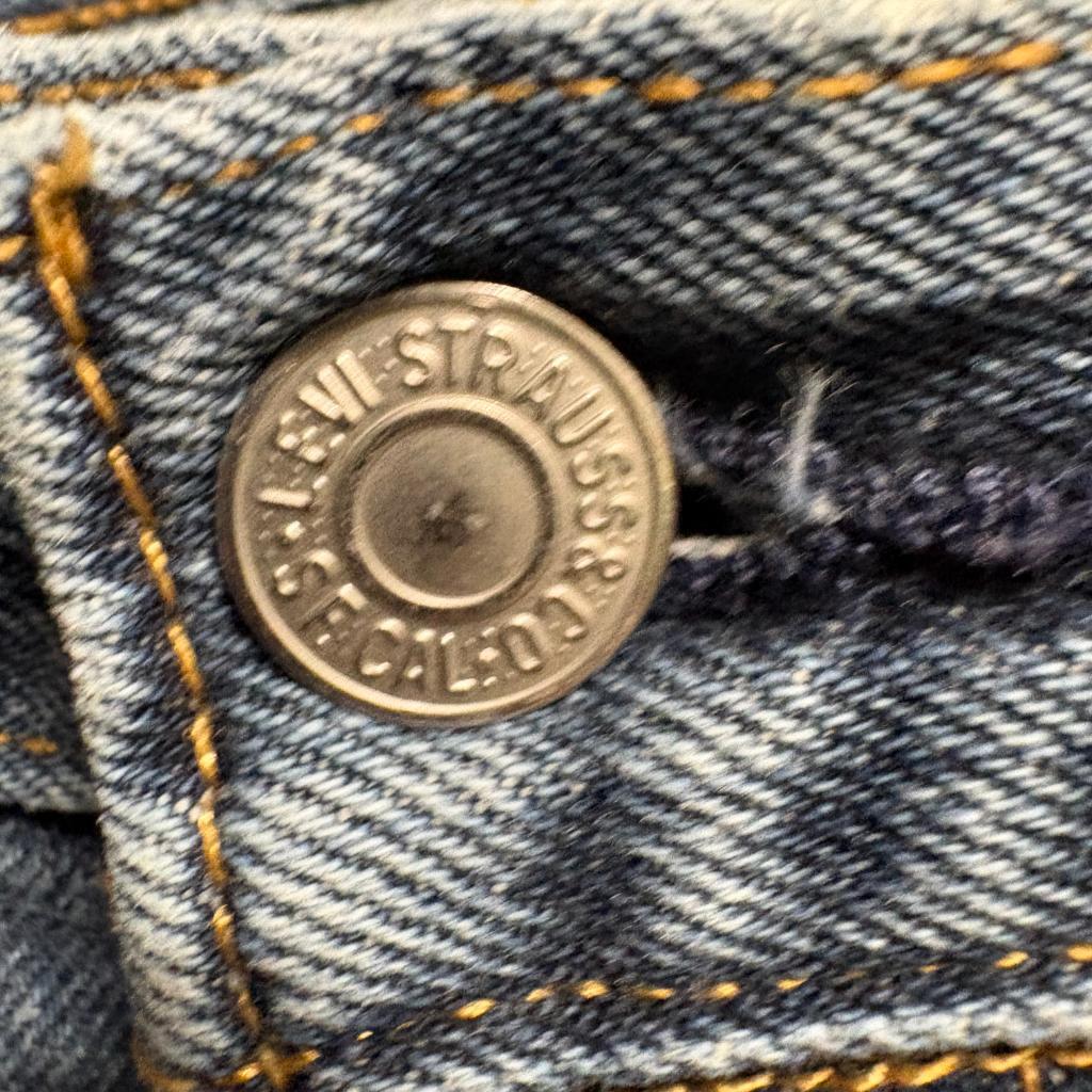 Levis 501 Original Fit Jeans Mens 34x34 Blue Denim Button Fly Stretch Pants