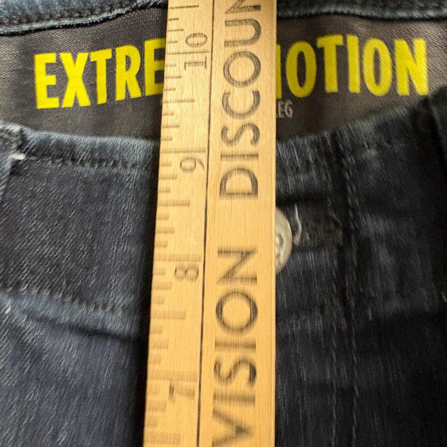 Lee Extreme Motion Slim Fit Straight Leg Jeans Mens 31x30 Dark Wash Stretch Blue