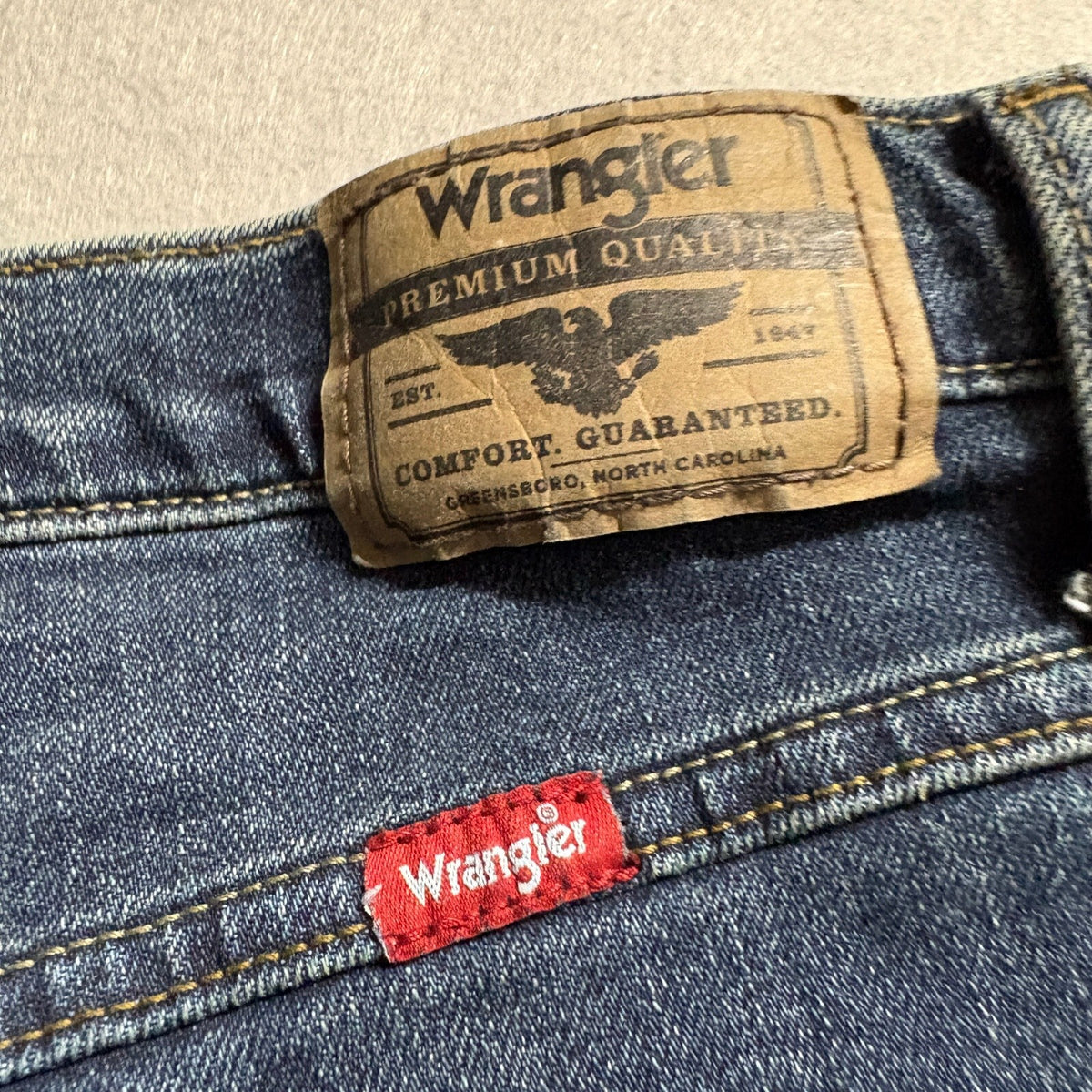 Wrangler Athletic Fit Denim Jeans Mens 29x30 Medium Wash Stretch Blue Denim