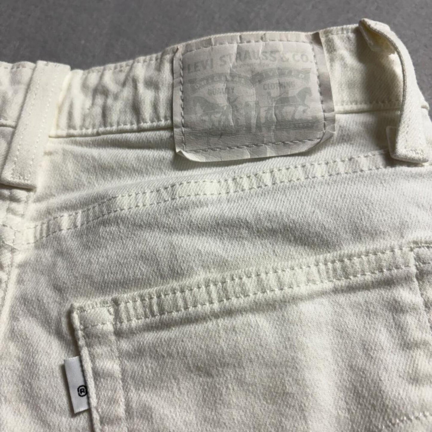 Levi's 721 High Rise Skinny Jeans Womens 28x30 White Denim Stretch Waterless