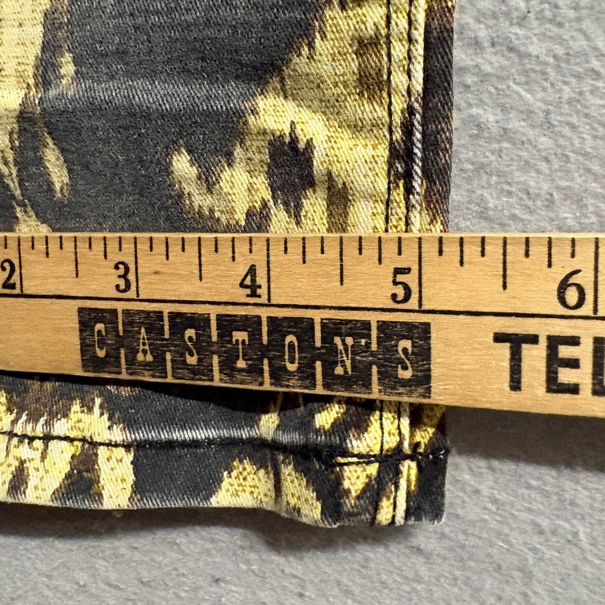 SOLD Design Lab Womens Soho Super Skinny Jeans Size 27 Ikat Print Yellow Black