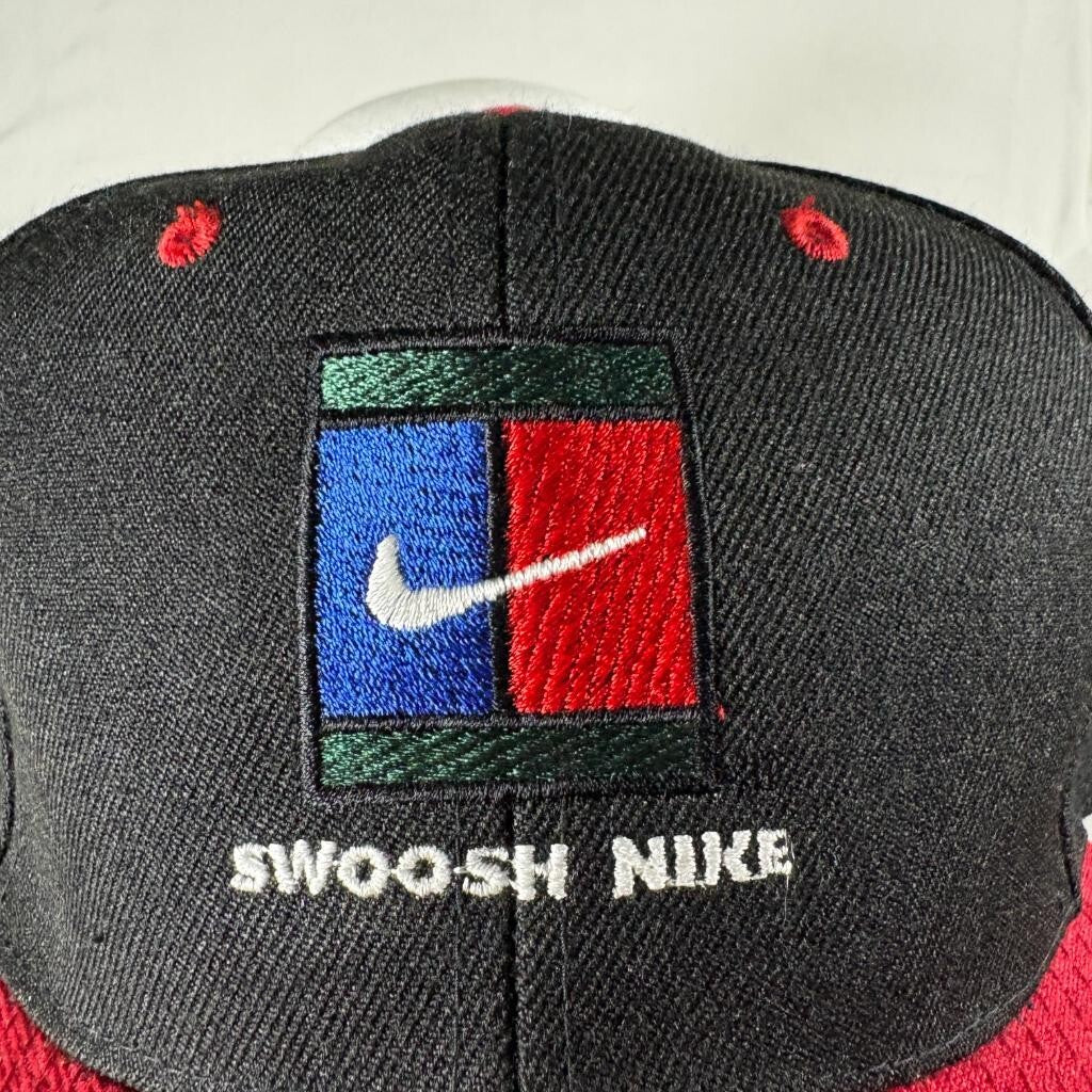 Vintage Nike Court Challenge Swoosh Hat Snapback Cap Black Red Green Under Visor
