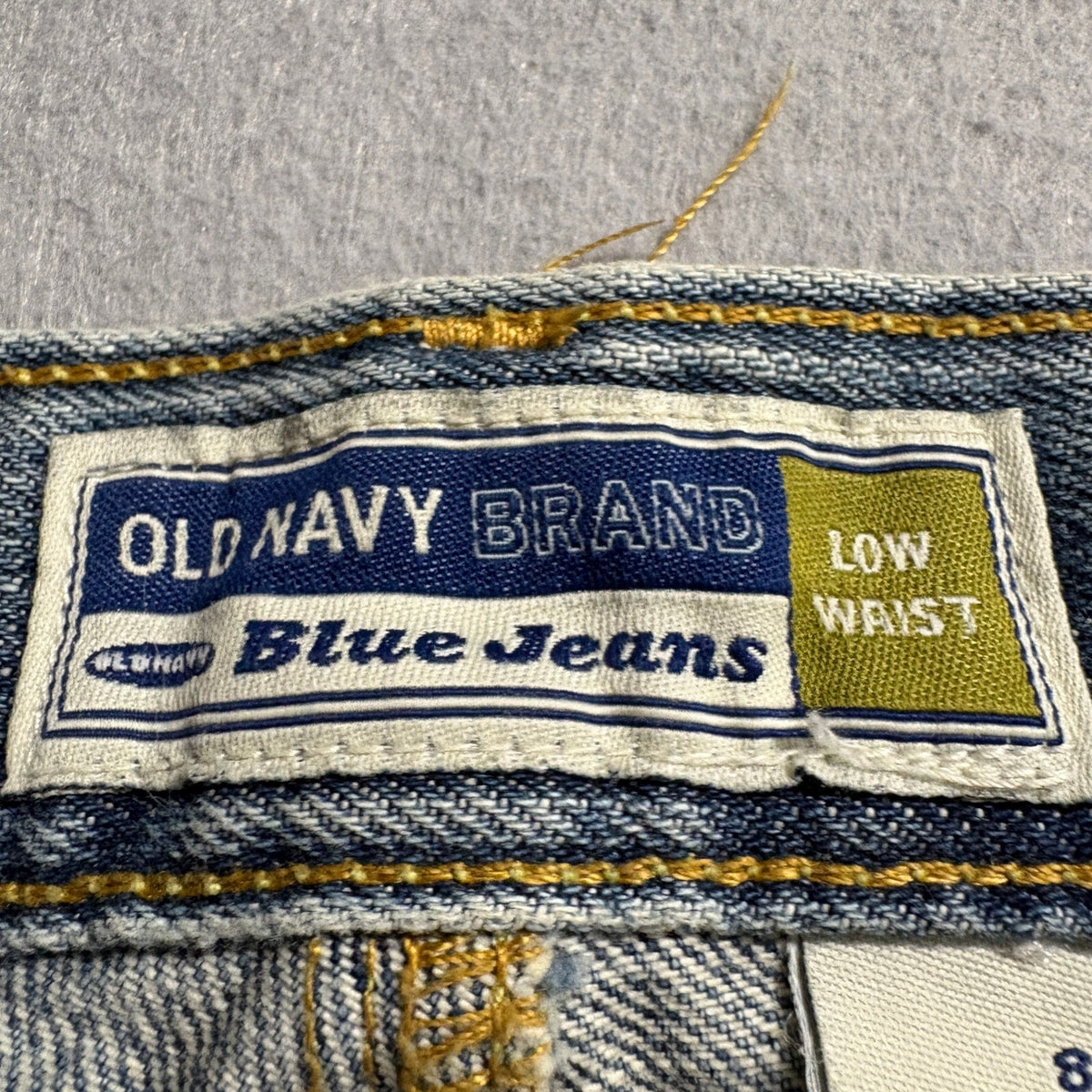 Old Navy Blue Jeans Womens Size 8 Capri Cuffed Crop Denim Low Waist Y2K Blue
