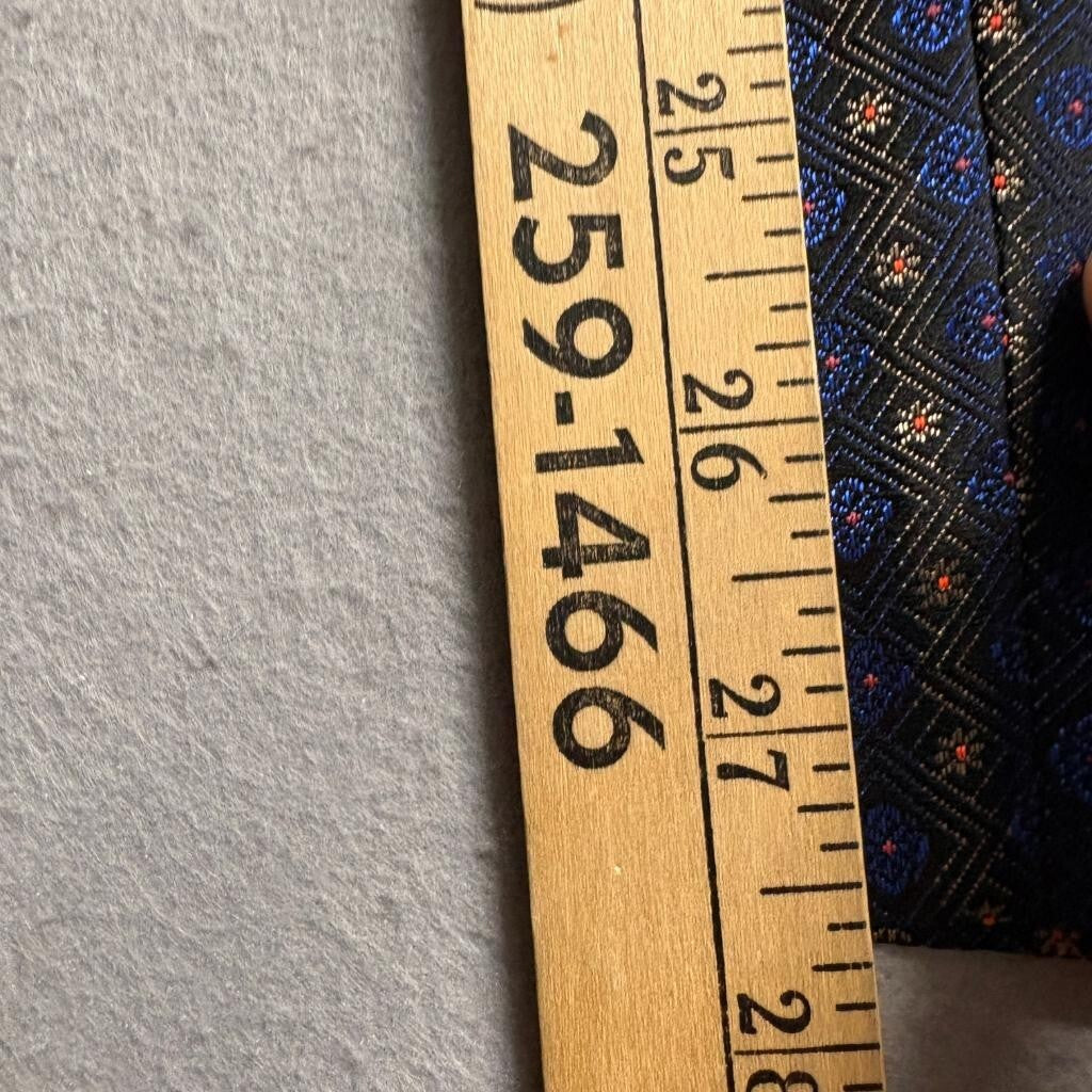 Elizabeth and James Womens Pants Size 2 Blue Geometric Jacquard Tuxedo Stripe