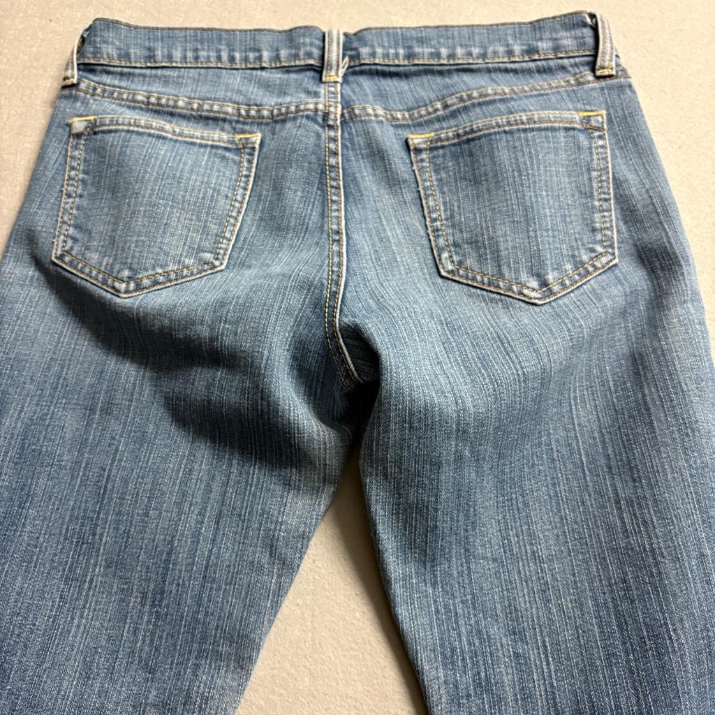 Old Navy The Diva Jeans Womens 10 Blue Denim Straight Leg Mid Rise Stretch
