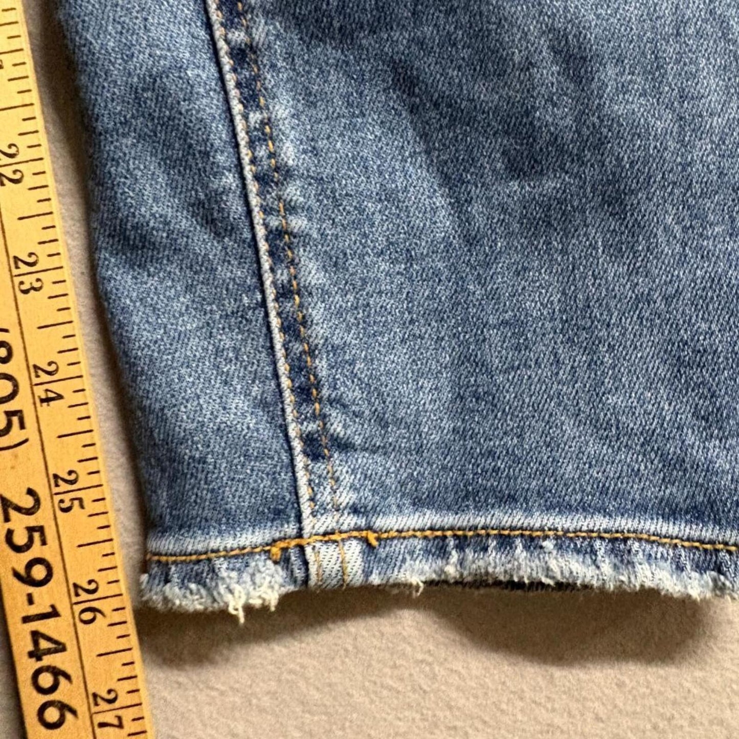 Cello Jeans Womens Size 5 Blue High Rise Mom Tapered Leg Distressed Denim