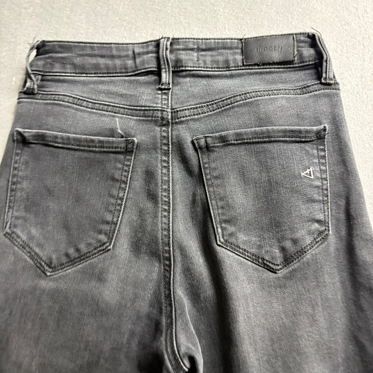 Hidden Jeans Womens Size 25 Black High Rise Wide Leg Raw Hem Button Fly Cropped
