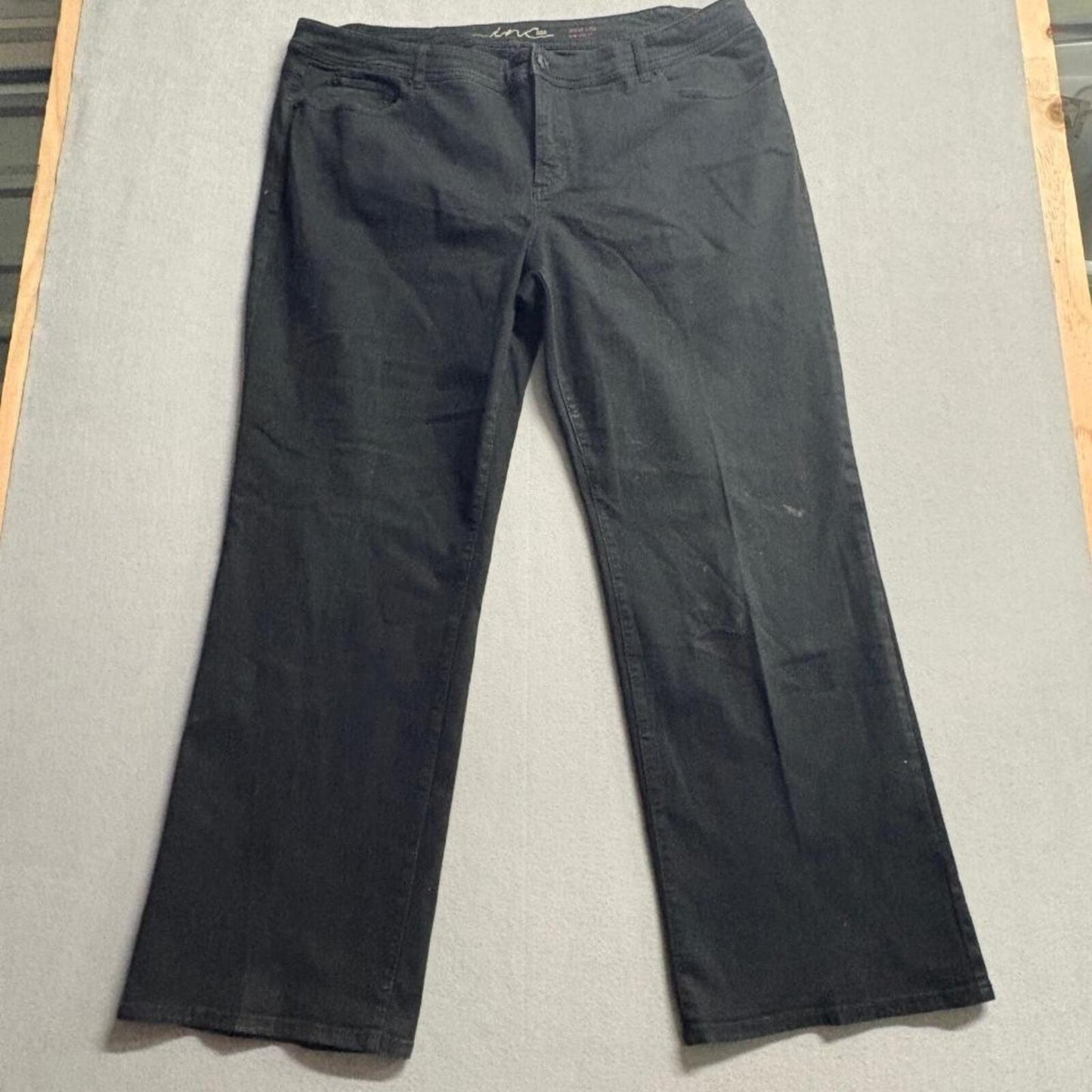 INC International Concepts Bootcut Jeans Womens 24W Black Denim Slim Tech Fit