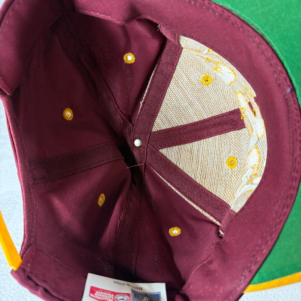 Vintage USC Trojans Logo 7 Snapback Hat Cap Mens One Size NWT Deadstock 90s