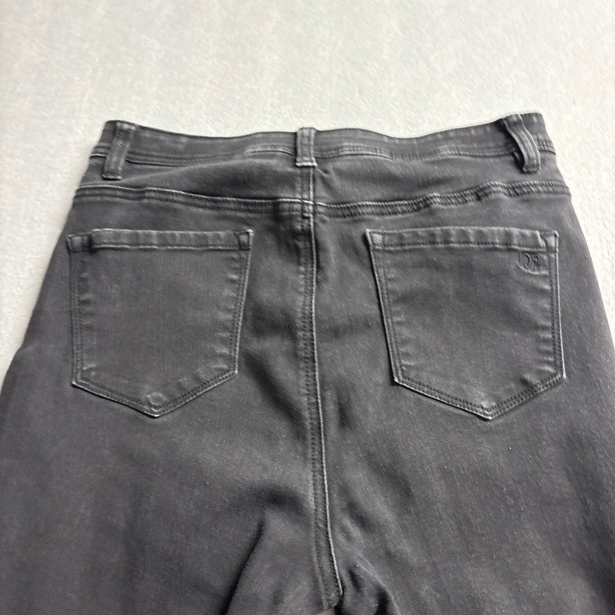 DG2 Diane Gilman Black Jeans Womens Size 8 Tall The Shaper Stretch Bootcut Flare
