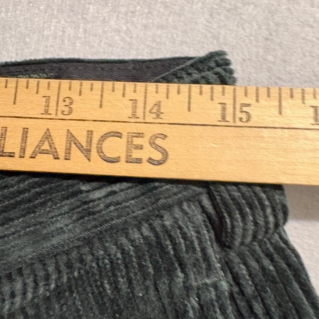 LL Bean Corduroy Pants Mens 30 Green Classic Fit Pleated Front Cotton Outdoor