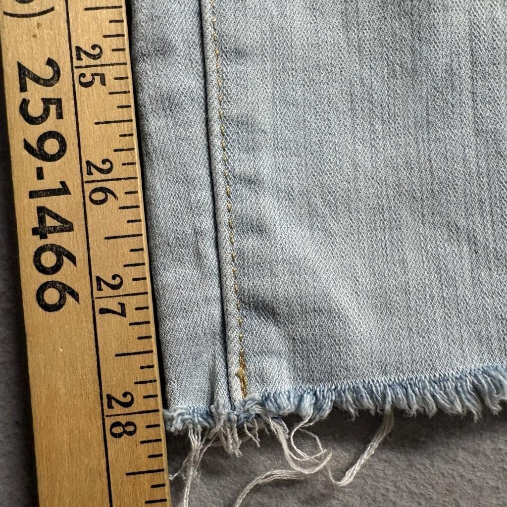 Levi's 724 High Rise Straight Jeans Womens 20W Light Wash Blue Denim Raw Hem