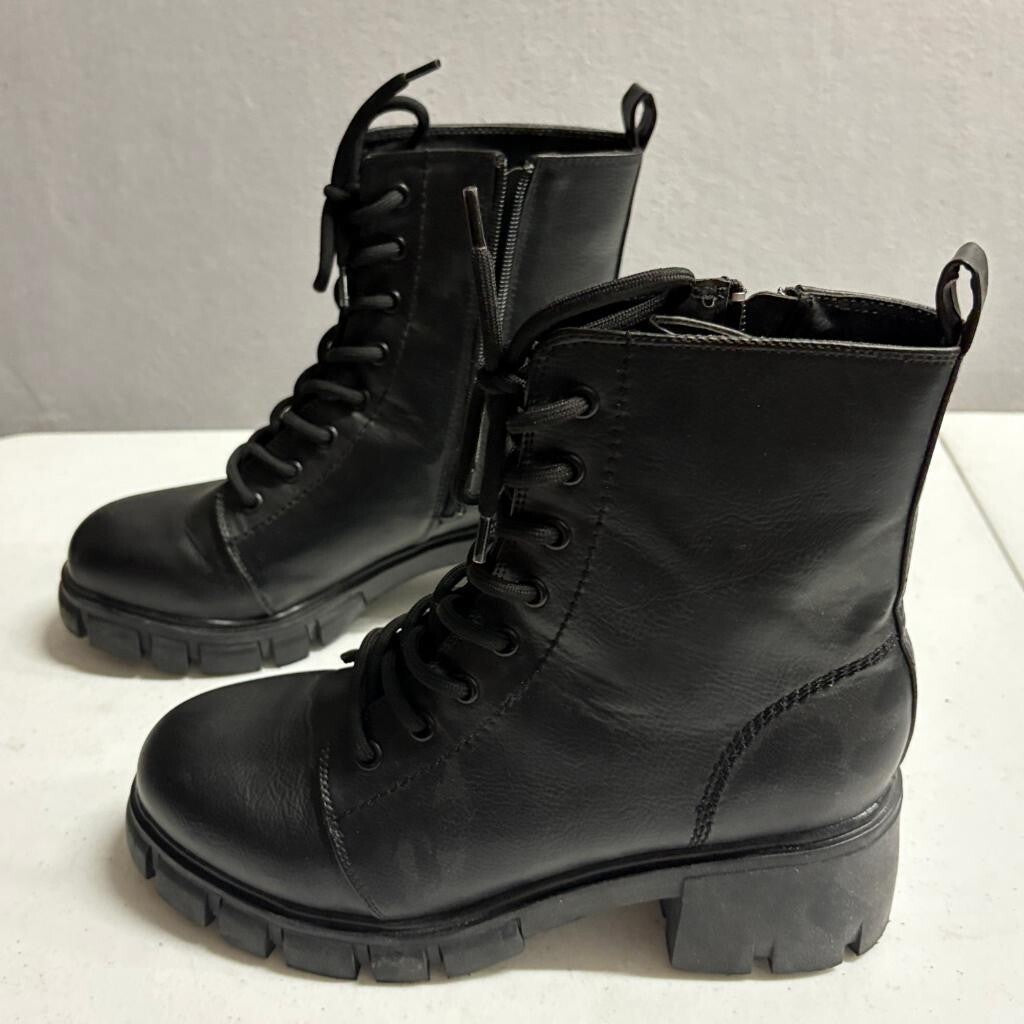 MIA Tauren Womens Combat Boots Size 9M Black Lace Up Side Zip Lug Sole MH1103A