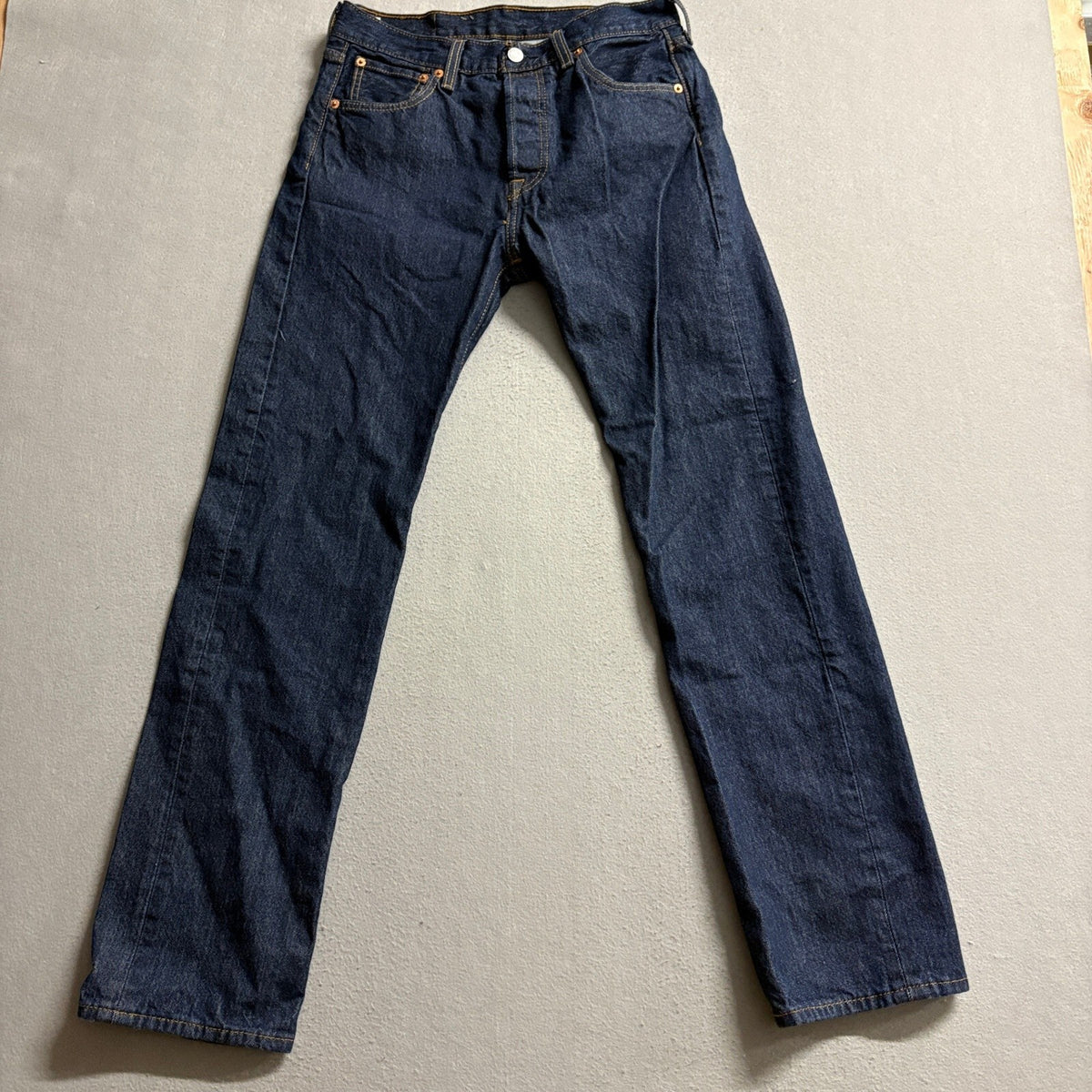 Levis 501 Original Fit Jeans Mens 30x32 Dark Wash Blue Denim Button Fly