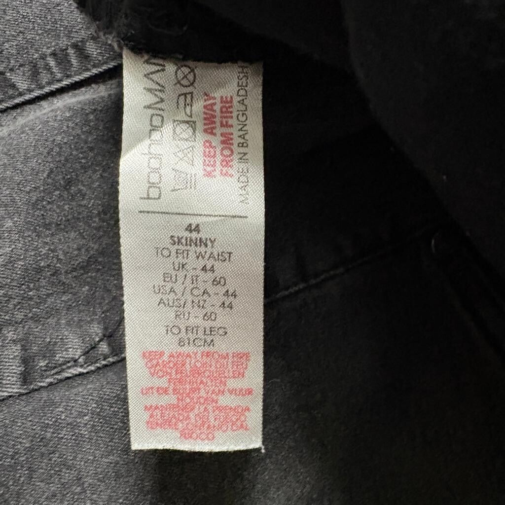 BoohooMAN Skinny Jeans Mens 44 Gray Raw Hem Distressed Stretch Denim