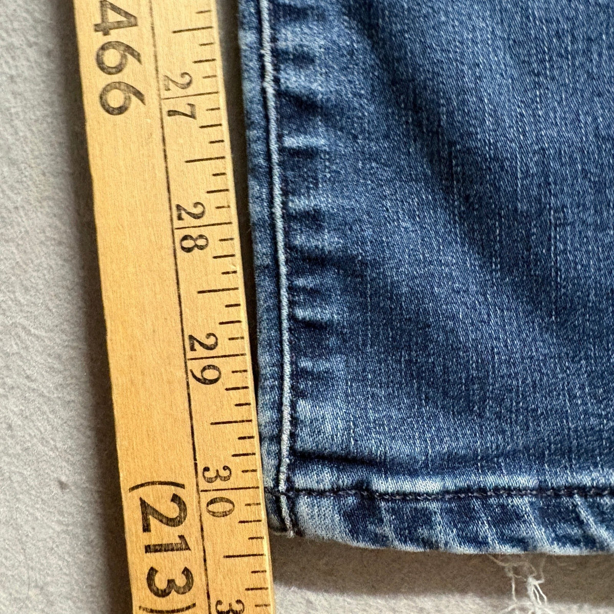 David Kahn Power Stretch Jeans Womens 27 Blue Denim Skinny Leg Made in USA