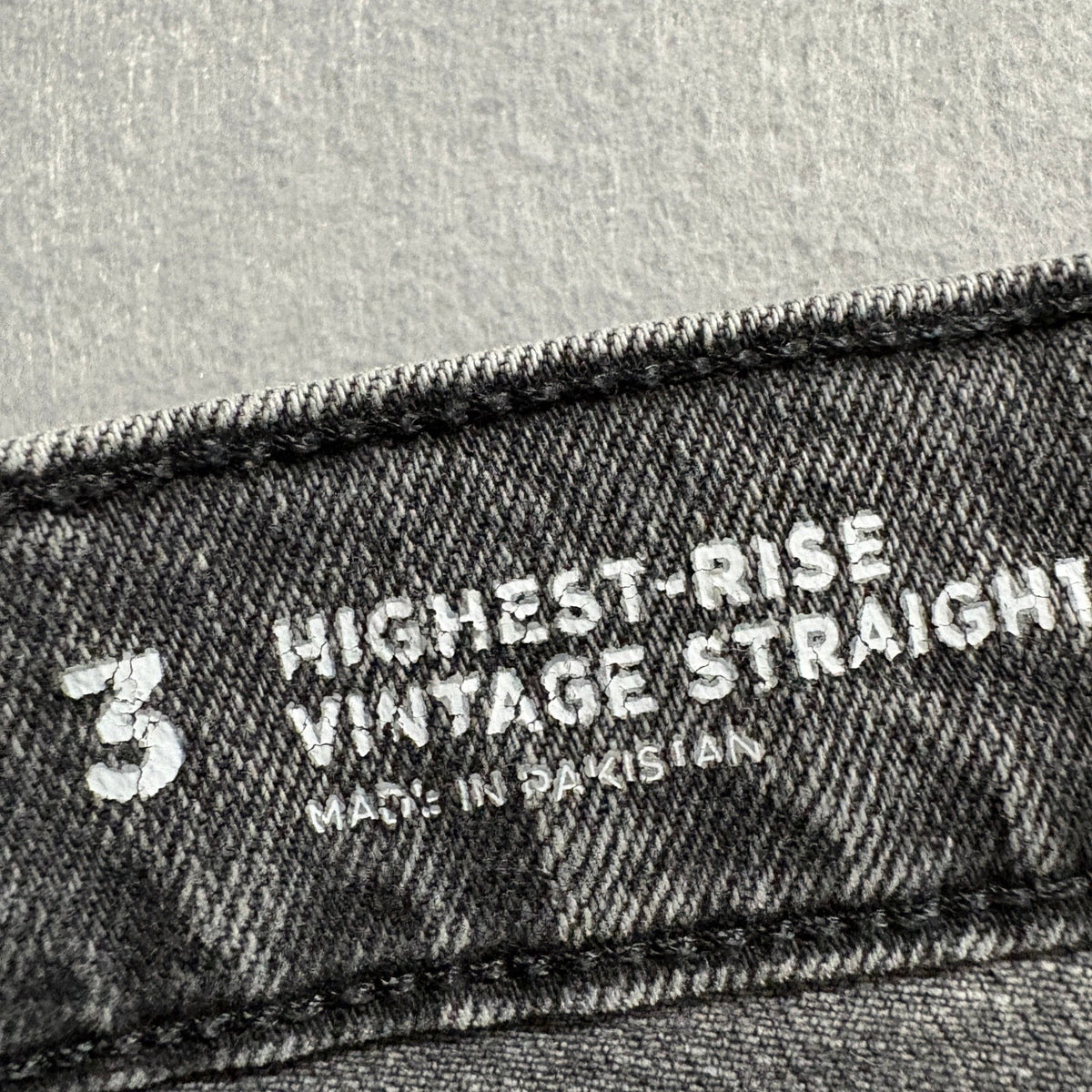 Arizona Jean Co Highest Rise Vintage Straight Jeans Womens Size 3 Gray Studded