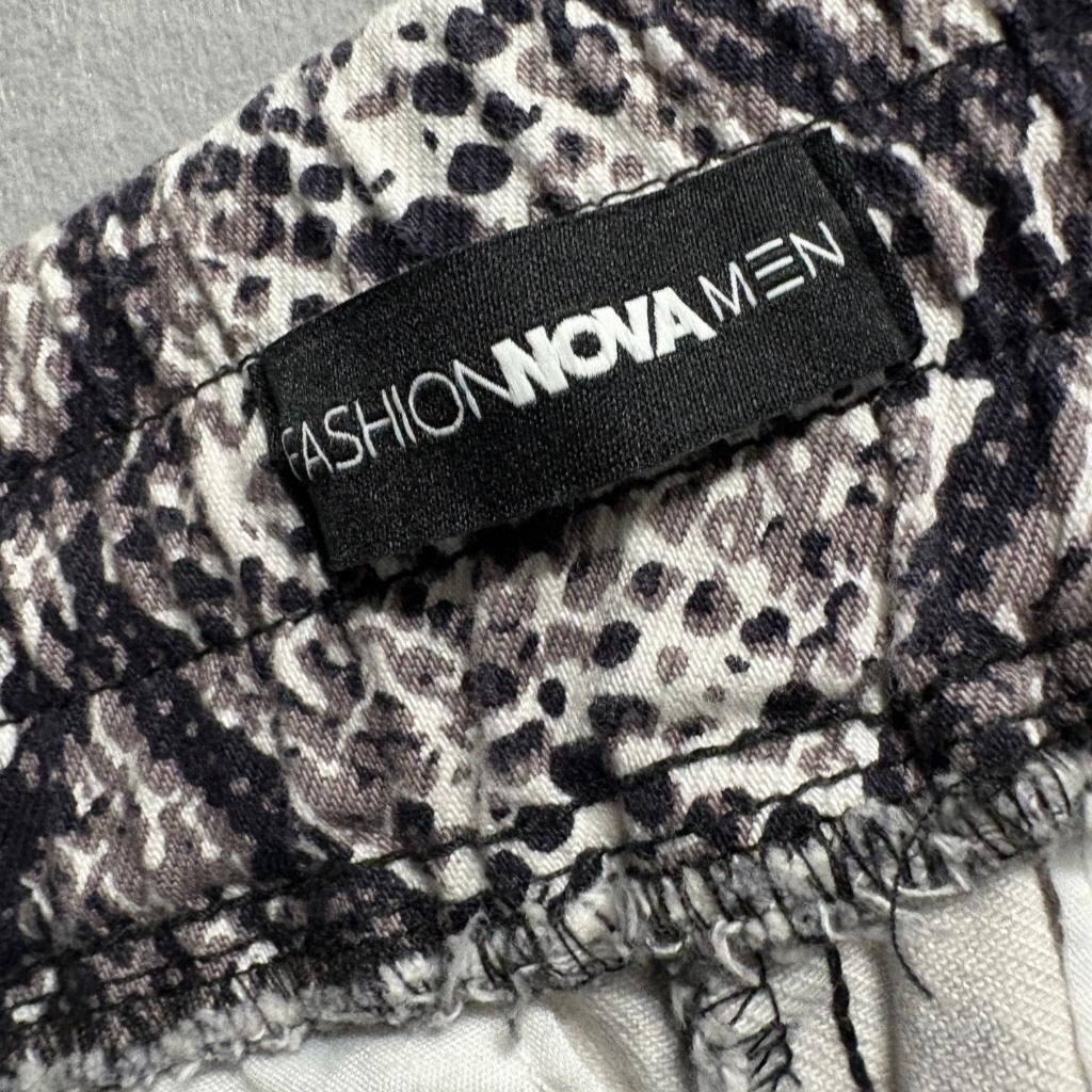 Fashion Nova Men Snakeskin Cargo Pants Gray Black Python Print Drawstring