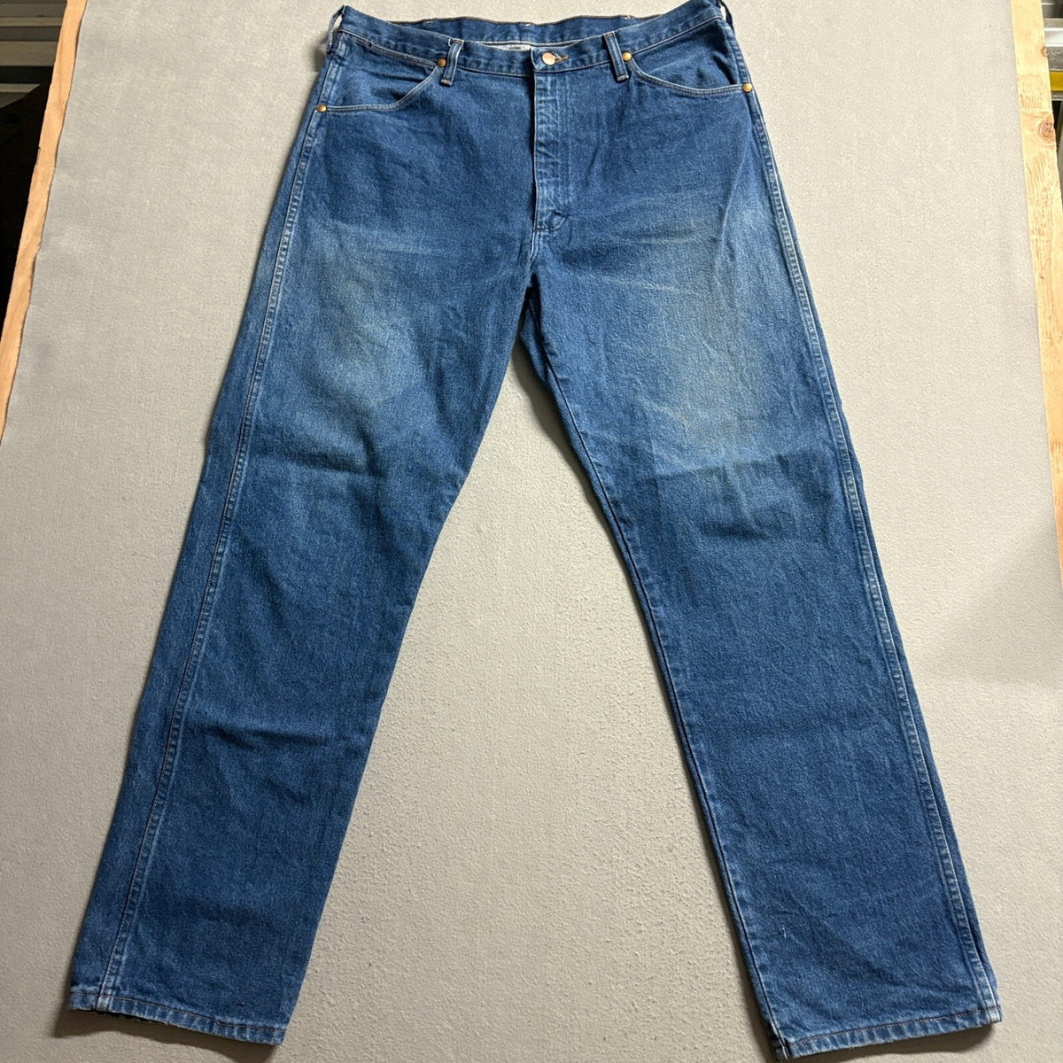 Vintage Wrangler Jeans Mens 38x34 Made in USA 31MWZPW High Rise Blue Denim Pants