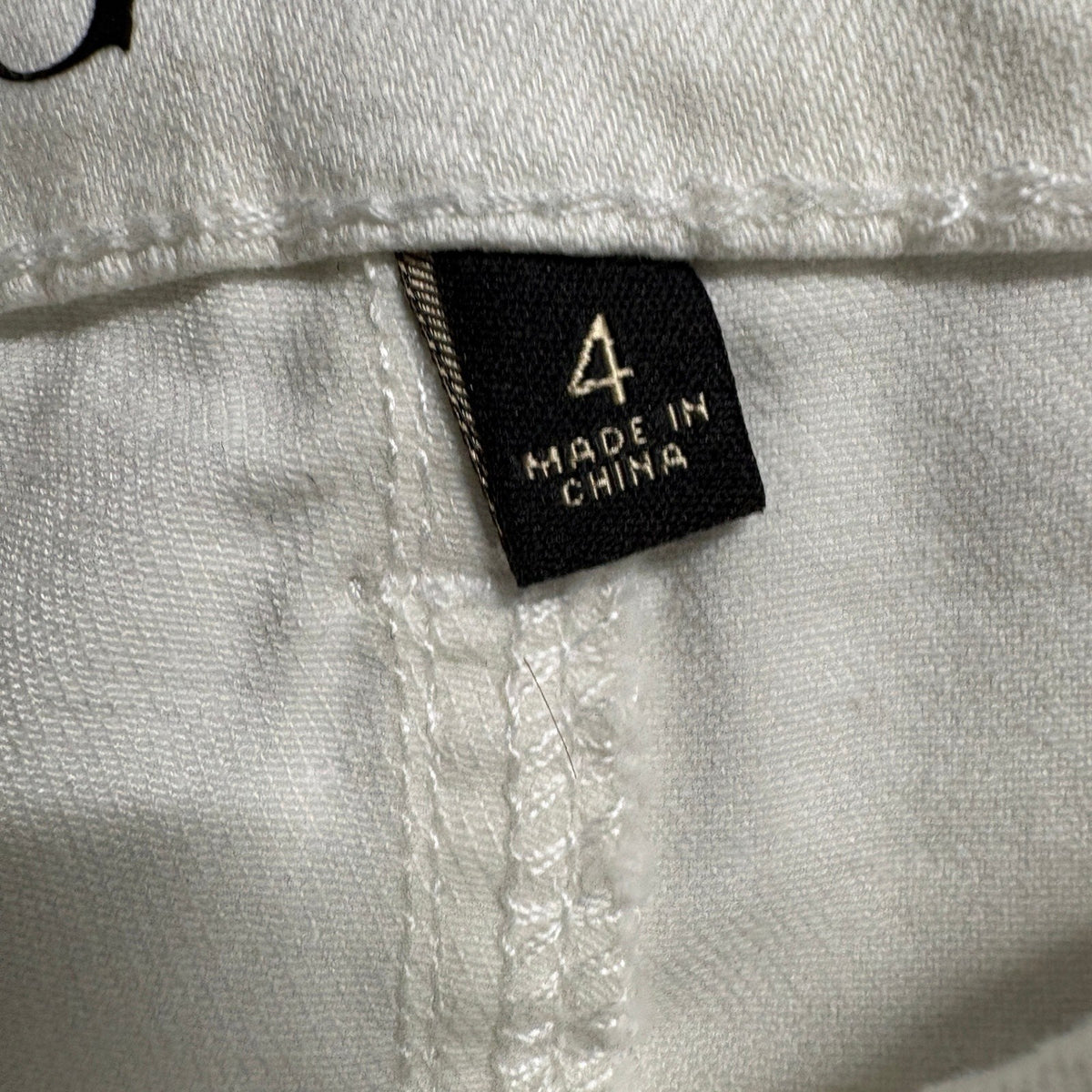 DG2 Diane Gilman Jeans Women Size 4 Off White Frayed Seam Flare Stretch NWT