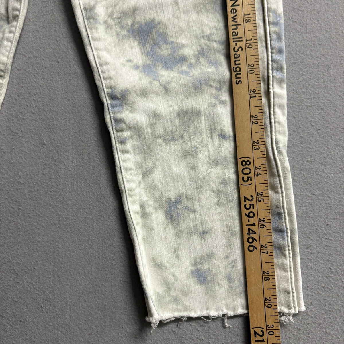 Skinnygirl Maggie Skinny Ankle Jeans Womens Size 30 / 10 Tie Dye Raw Hem Denim