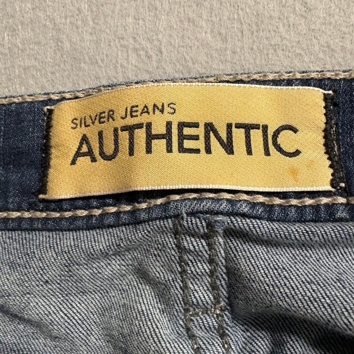 Silver Jeans Co Authentic Womens W4 L31 Curvy High Bootcut Blue Medium Wash