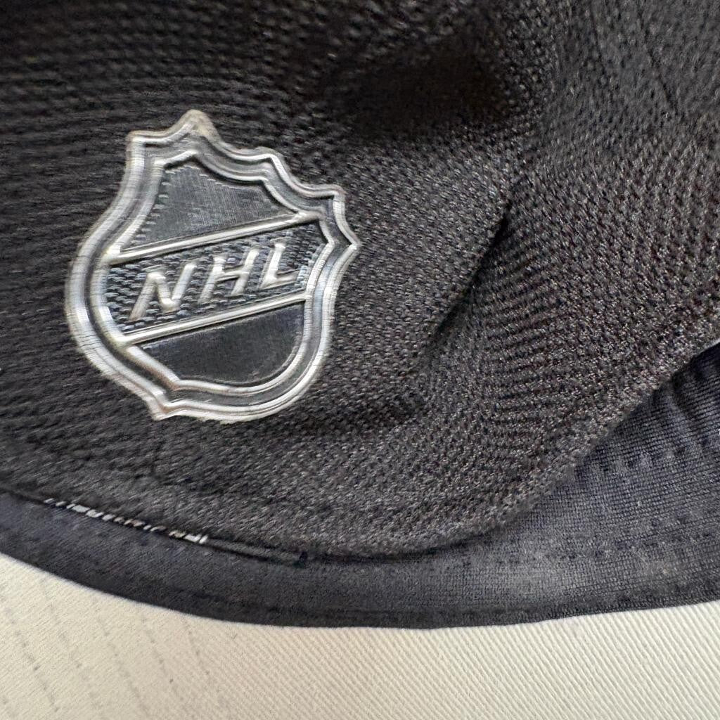 LA Kings Adidas Hockey Hat Mens Size S/M Black Stretch Fit NHL Cap