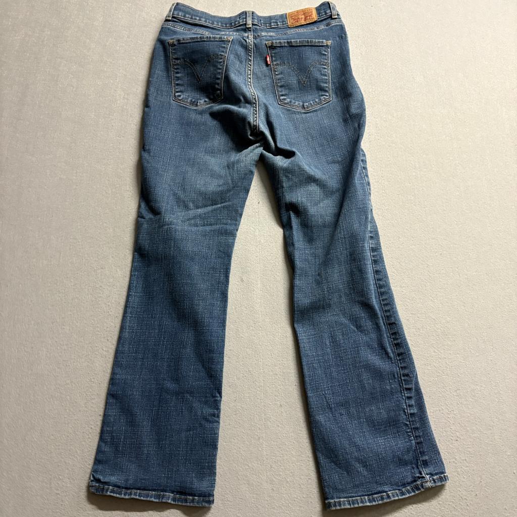 Levis Classic Bootcut Jeans Womens 29 Medium Wash Blue Denim Stretch 8S W29 L30