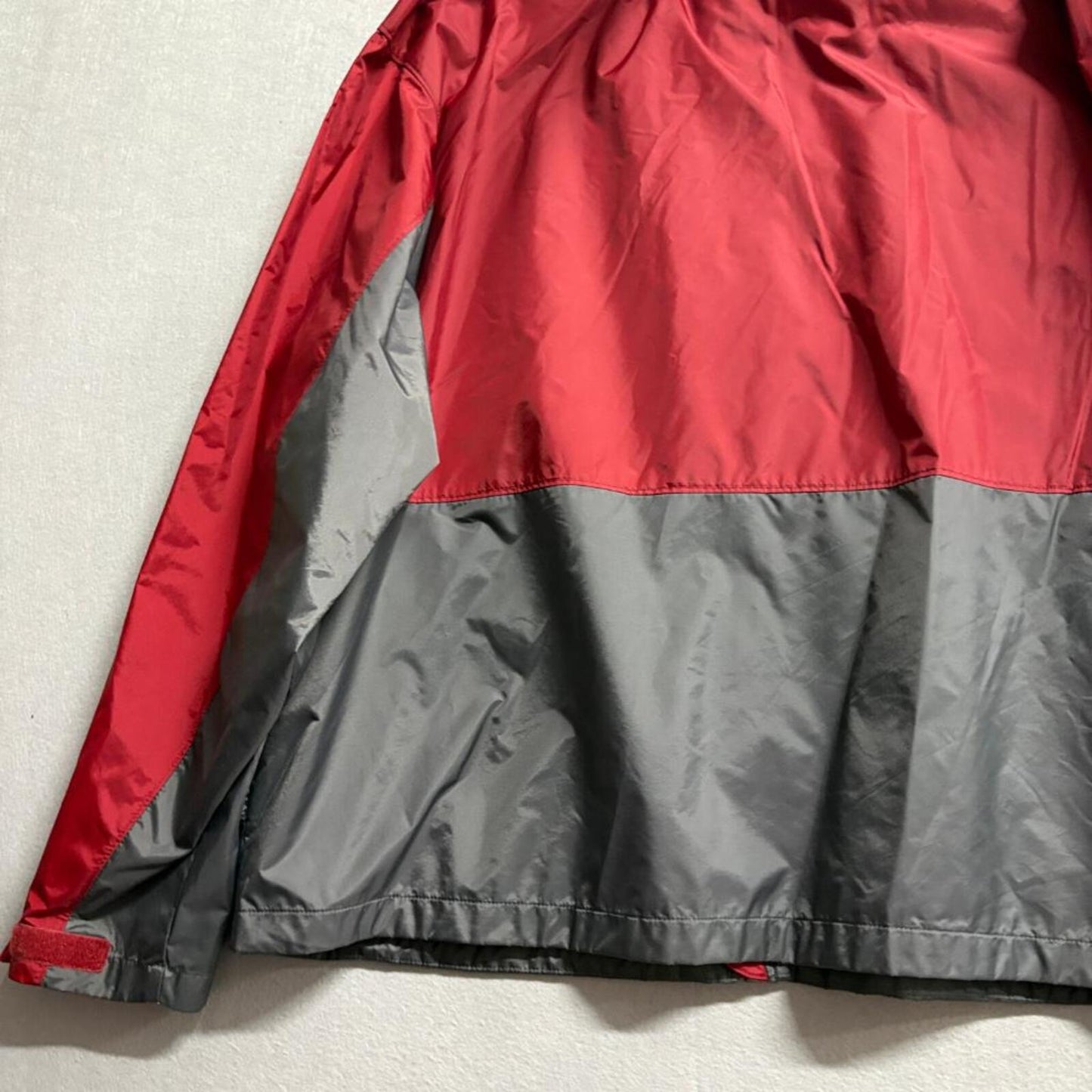 Cabelas 4Most Repel Rain Jacket Mens XL Red Gray Hooded Waterproof Windbreaker