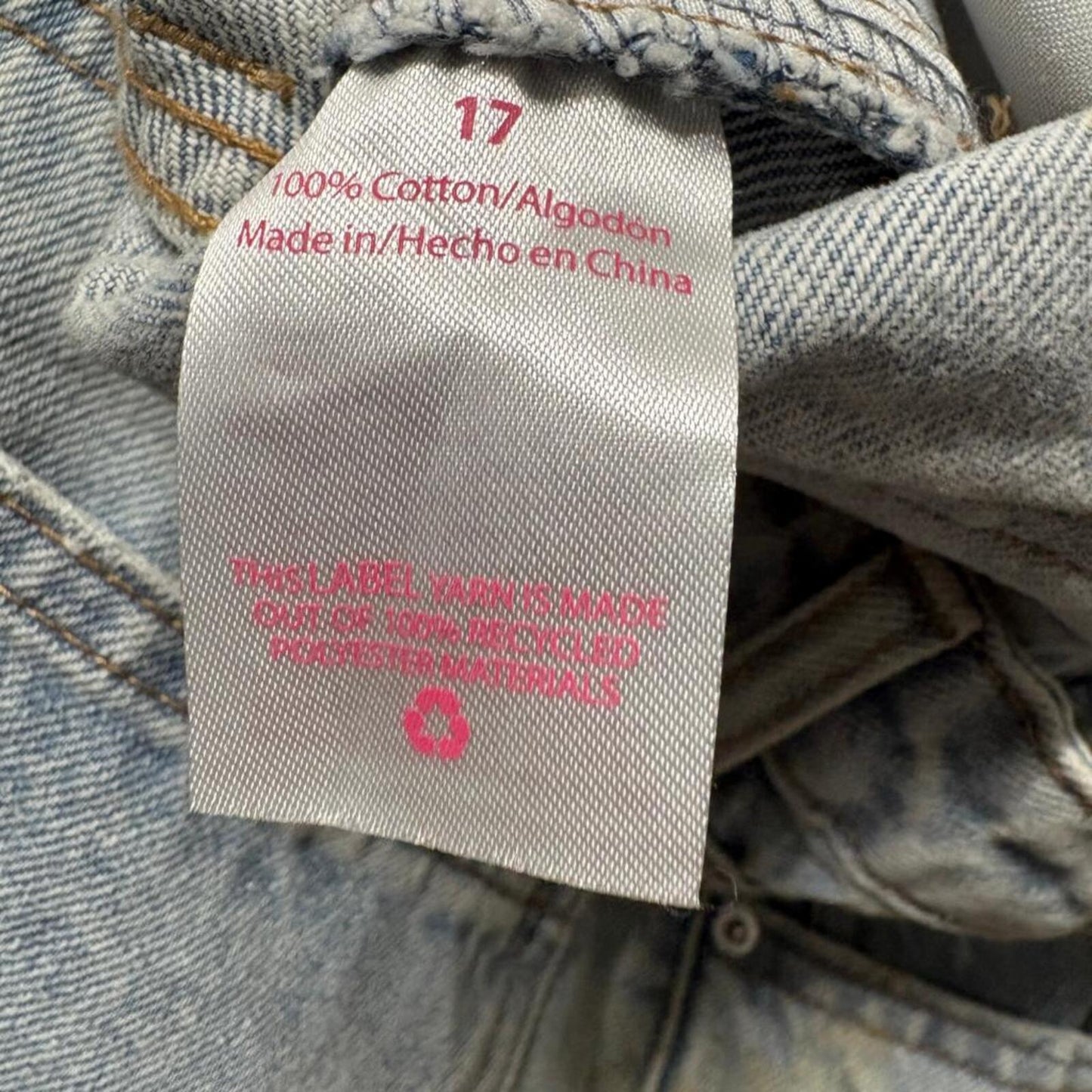No Boundaries Super High Rise Straight Jeans Womens 17 Light Wash Distressed