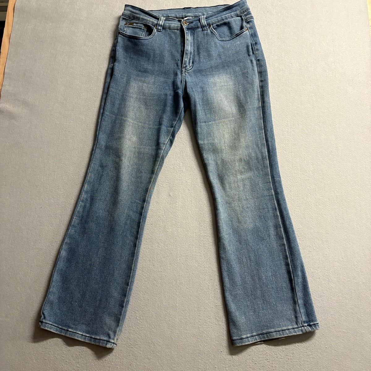 DG2 by Diane Gilman Jeans Womens Size 8 Blue Denim Bootcut Stretch Comfort