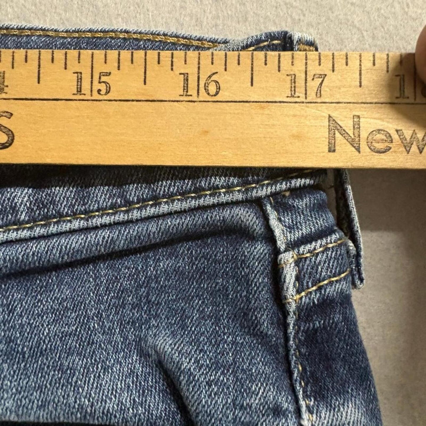 Hollister Epic Flex Slim Straight Jeans Mens 34x30 Medium Wash Stretch Denim