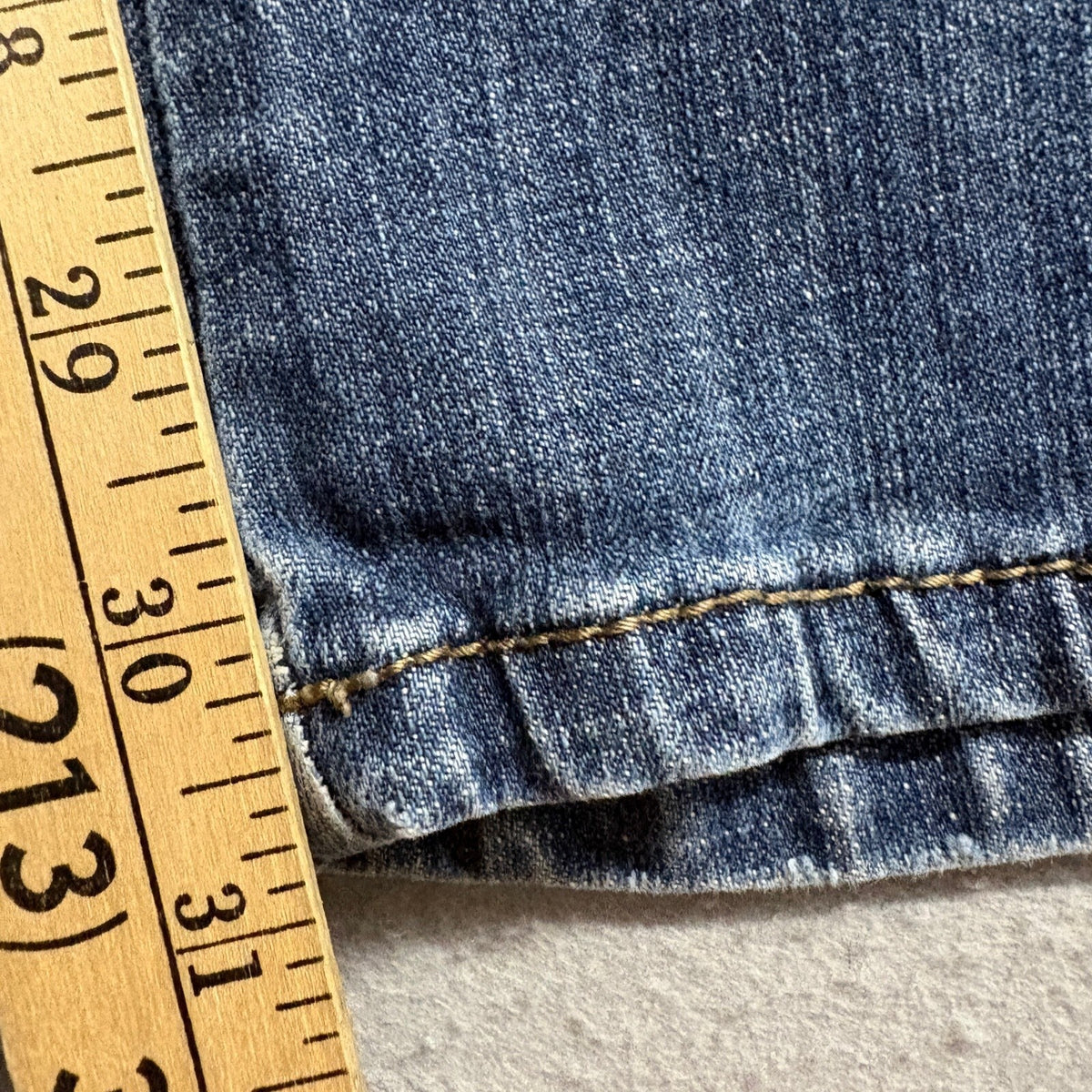 Wrangler Aura From The Women Of Wrangler Straight Leg Blue Jeans Medium Wash