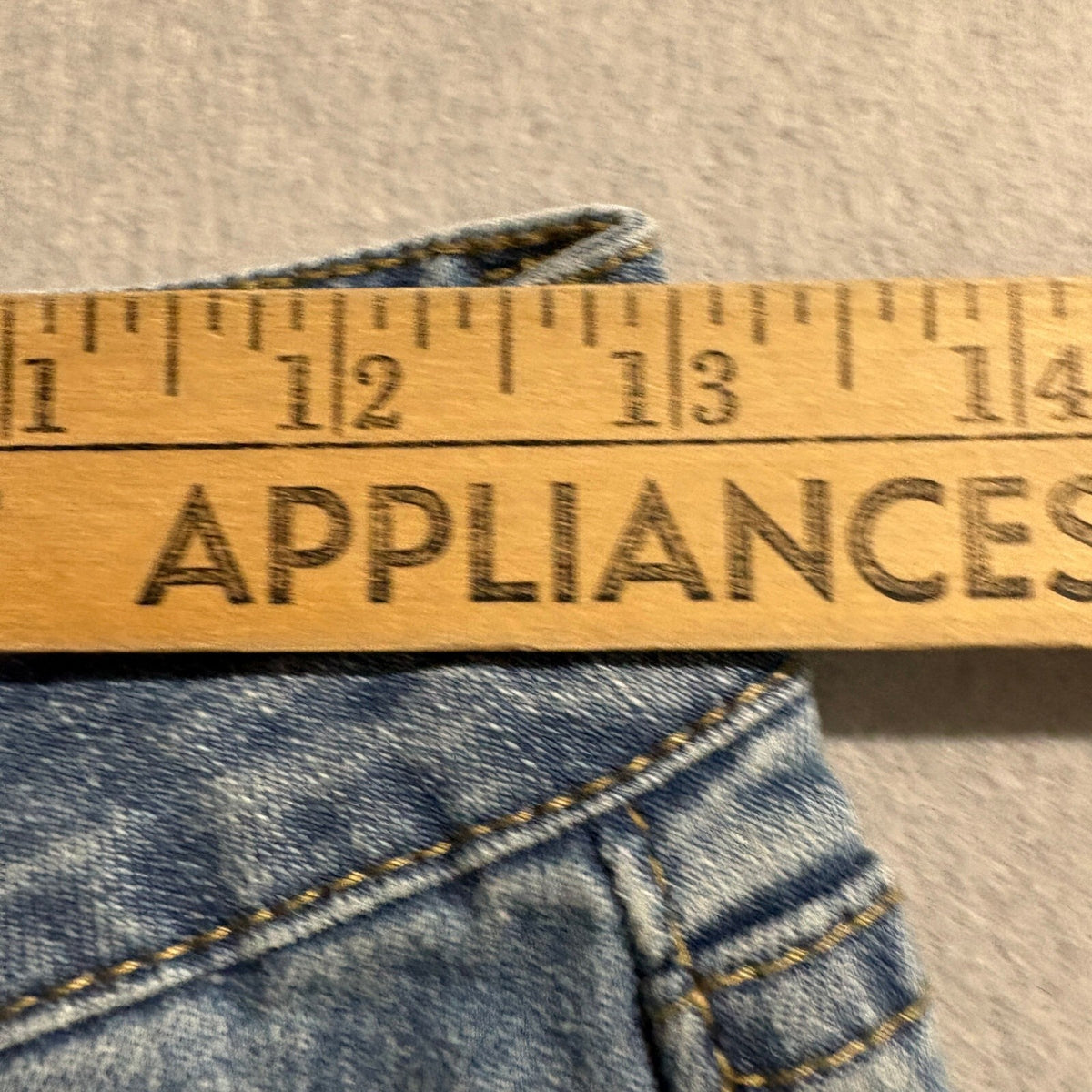 Unbranded Women Blue High Rise Wide Leg Cargo Jeans Size 2 Raw Hem Utility Denim