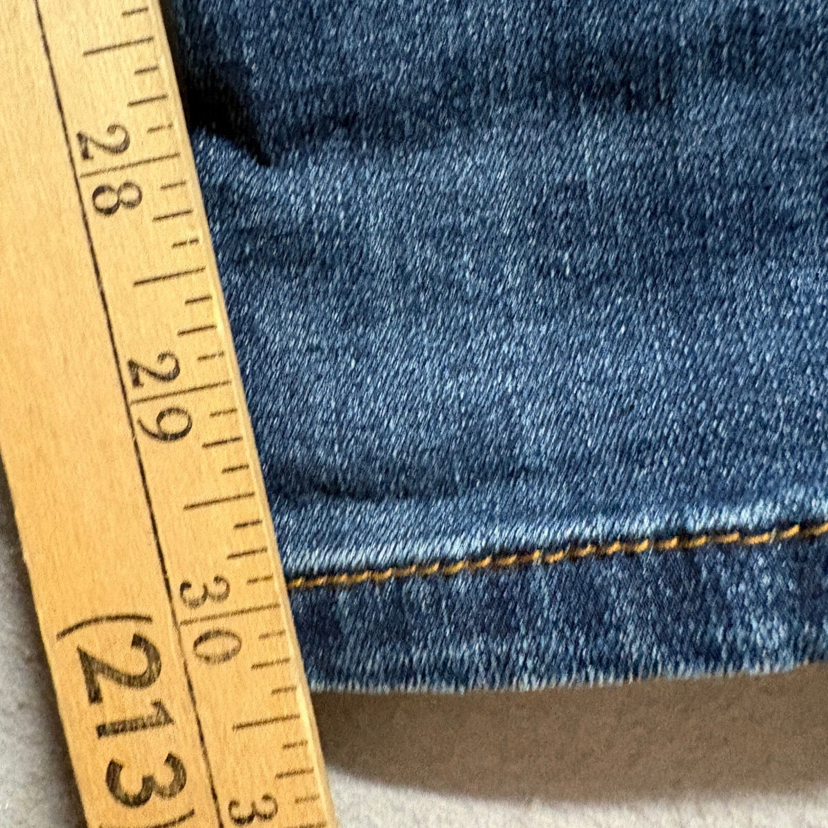 Kut From The Kloth Straight Leg Jeans Womens Size 14 Blue Denim Stretch Pants