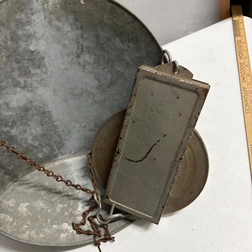 Vintage Hanson Model 842 Hanging Scale 20 Lb Capacity Galvanized Metal Scoop Pan